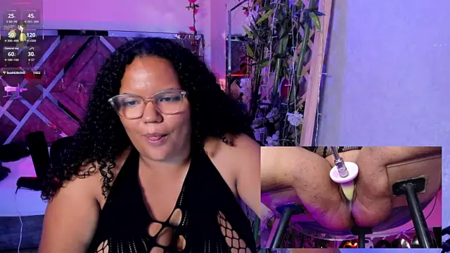 MhiaRey webcam