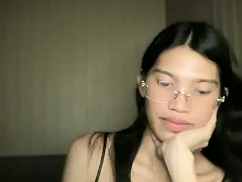 Yourgoddess_jayve webcam