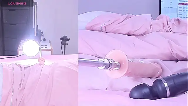 Dove_belova webcam