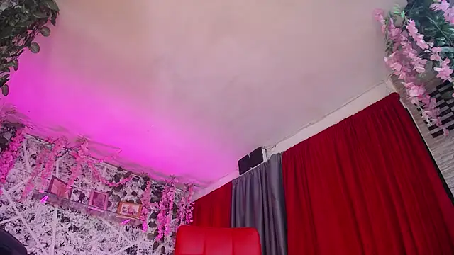 hornytsblonde webcam