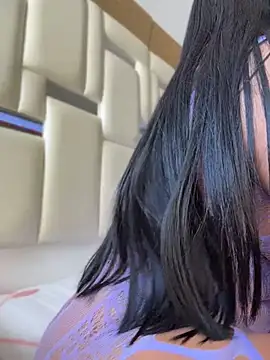 emily-Hornyy webcam