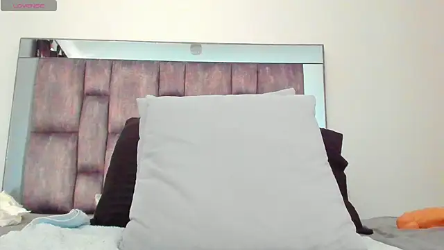 alyssia_ocean webcam
