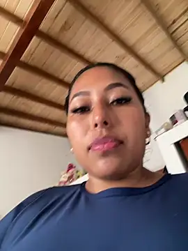 emmyjhonson07 webcam