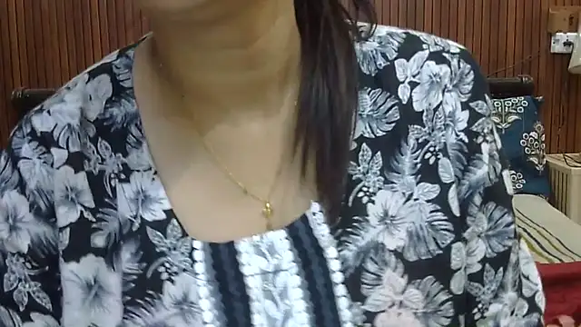 Hot_anshika120 webcam