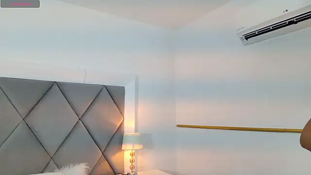 ElizaGiancini webcam
