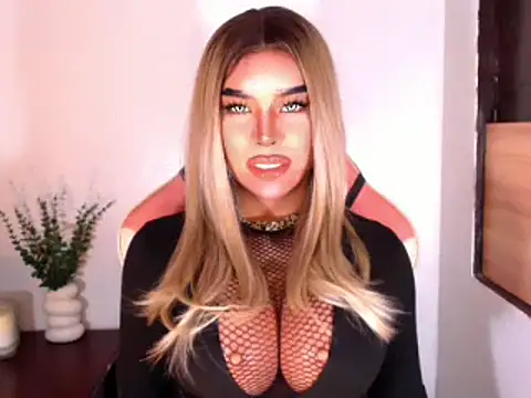 Zandralopez webcam