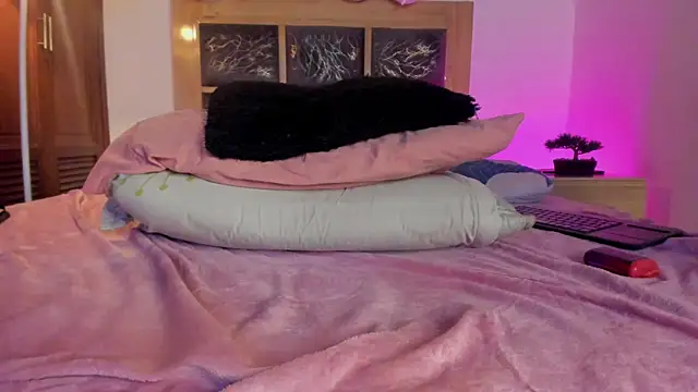 Zoe_sky1 webcam