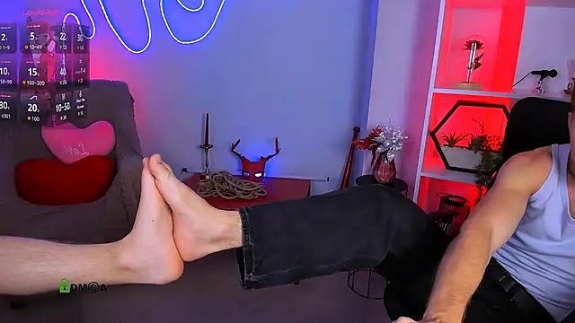noah_nero webcam