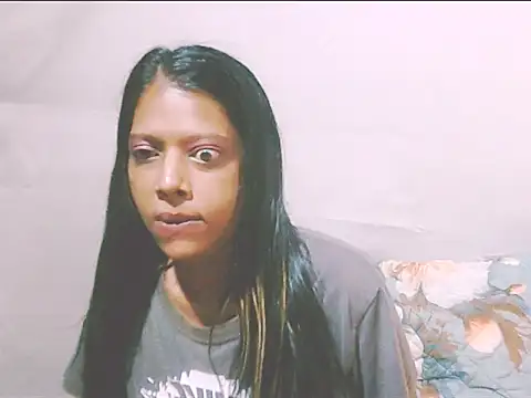 IndianSexyFoxy webcam