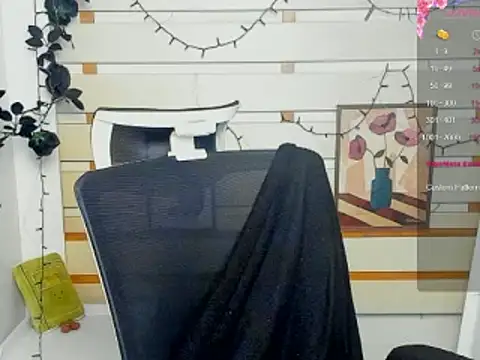 Josephine_Kiss webcam