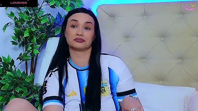 Daliya_ live cam on StripChat