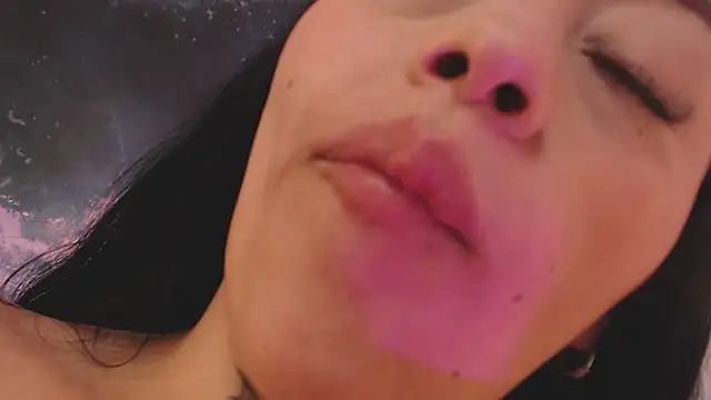 ViolettaHotLatin_ webcam