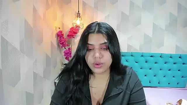LindaBreeS webcam