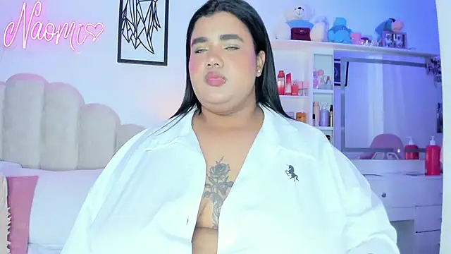 NaomiAsha webcam