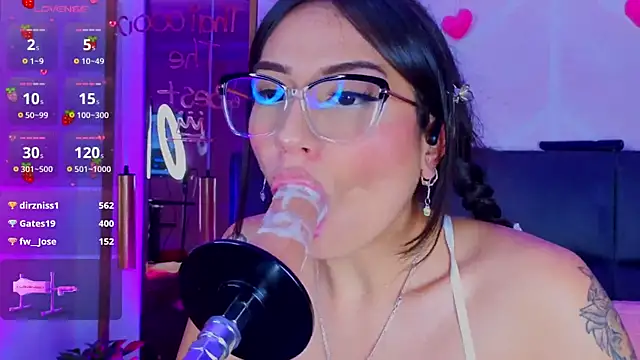 MadyJackson webcam