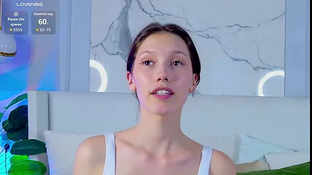 MaryNixon_ webcam