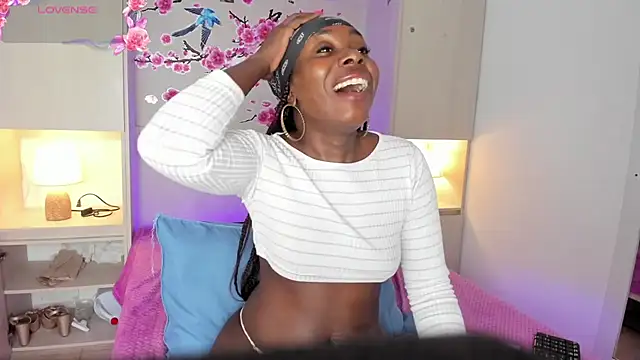 TaylorBloom webcam