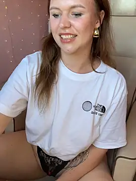 SweetLikaaa webcam