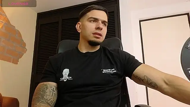 josh_miller01 (M young) - let's take off my shirt