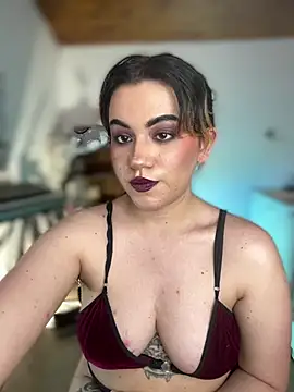 NikkiNix