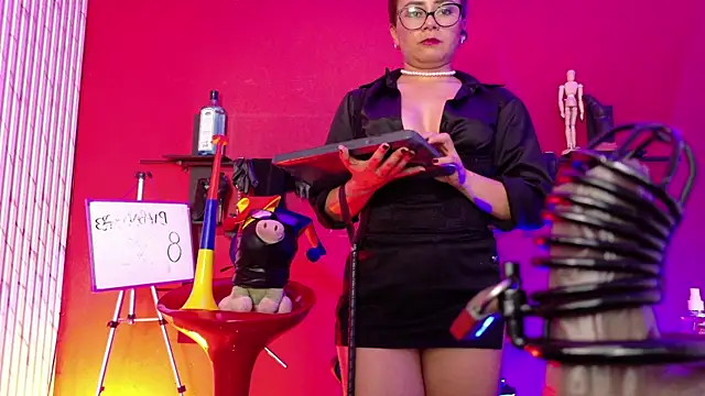 MistressSlut1 webcam