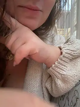 SummerHoney webcam