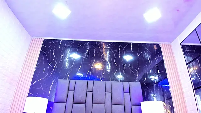 BustyGlow webcam
