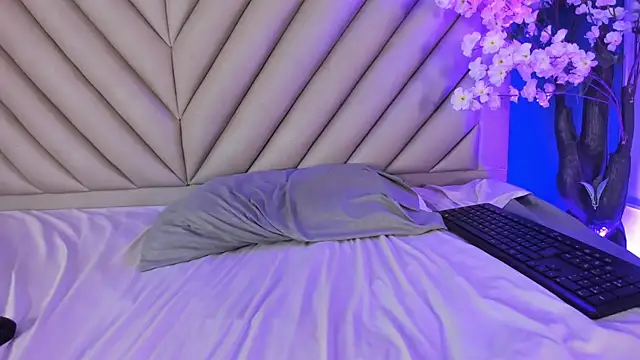 darkiesweet - DarkieSweet's free webcam - UK Sex Cams