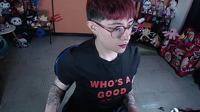 MissMiia2 webcam