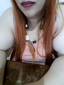 Madam_bezzzoul webcam