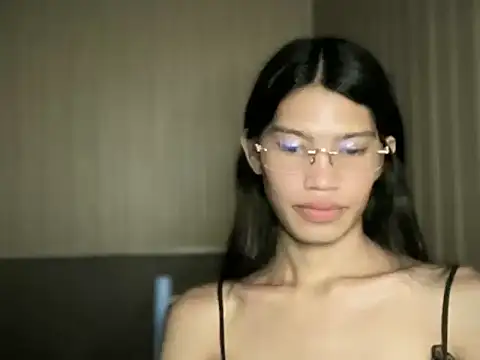 Yourgoddess_jayve webcam