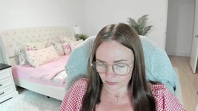Vika73 webcam