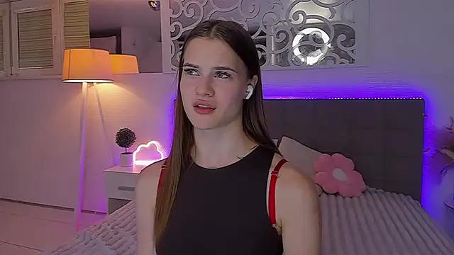 LuisaClover webcam