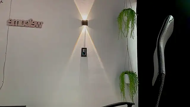 MarcellaGriffin webcam