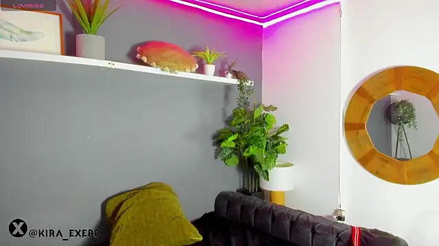 Kira_Exe_ webcam