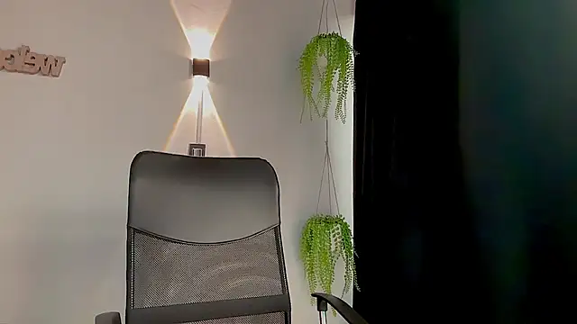 MarcellaGriffin webcam