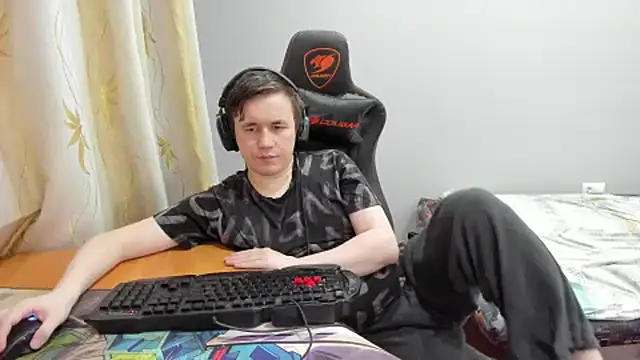 iliaskrislove webcam