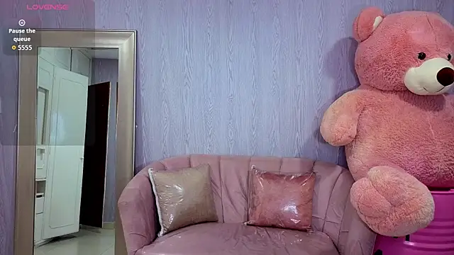 lia_harper_t webcam