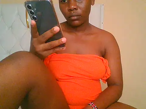 spicyboobs66 webcam