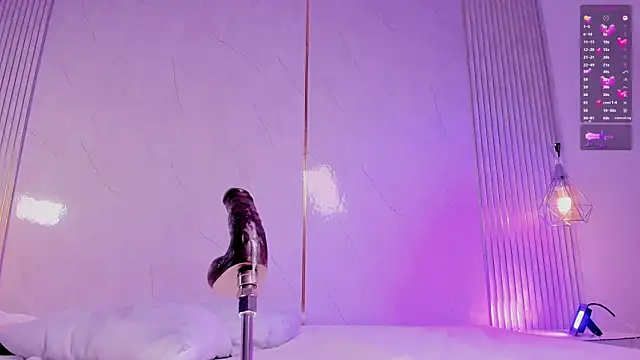 DestinyReece webcam