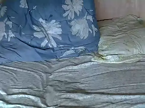 Your_Bunny255 webcam