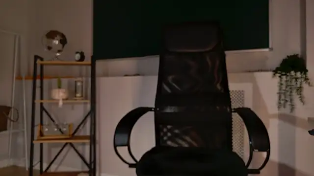 ClaireMathis webcam