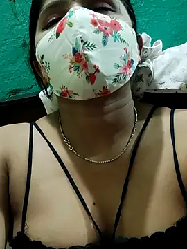 Cuple_masti72 webcam