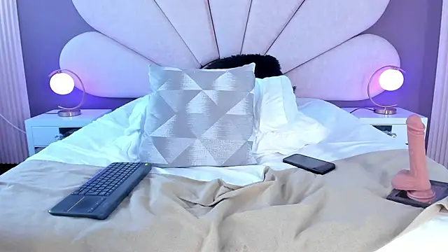 PerlaRogerss_ webcam