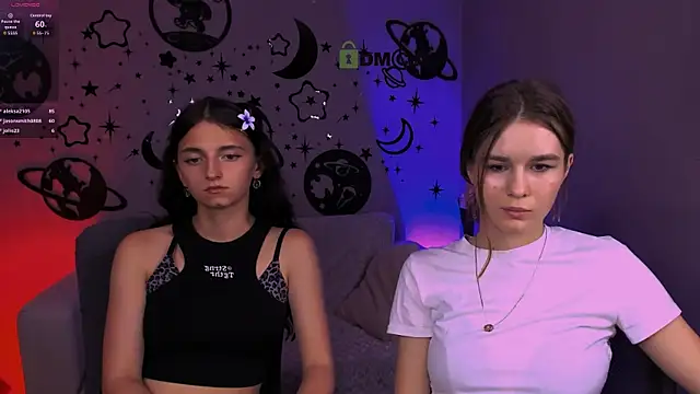 caroline_honeyy webcam