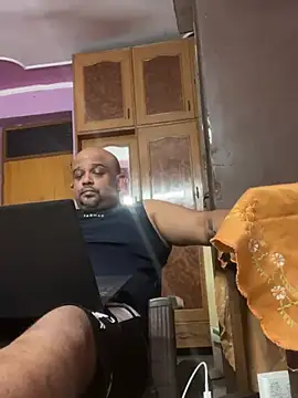 Dick_6inches_Delhi webcam