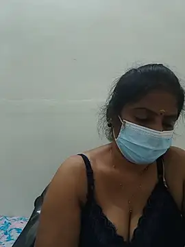 tamil_manjalmaami webcam