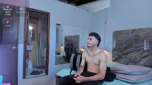 James-06 webcam