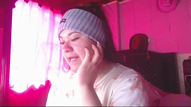 NikkiRous_ webcam