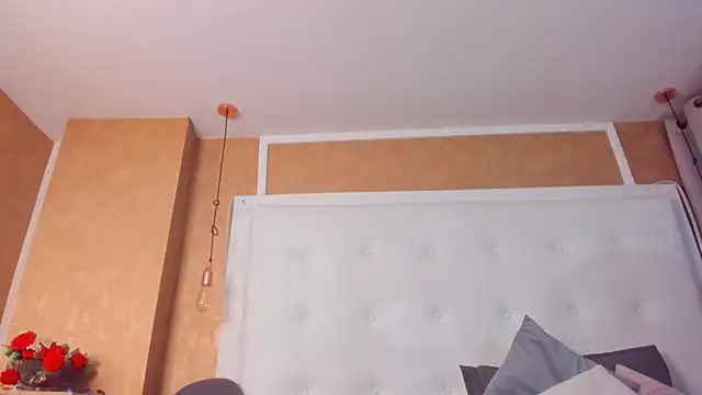 _evamilf_ webcam